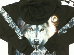 SUPER GLOW Black hooded jacket with 3 light blue wolves pattern Size L