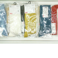 Large set of 7 pairs of socks, different colors. Size 25-27