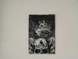 ROCK EAGLE Black round neck t-shirt with a grim reaper pattern with three-eyed eyes Size L