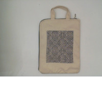 White laptop bag with pattern White laptop bag with pattern