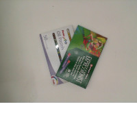 Set of 2 Crayons in a box