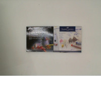 Set of 2 Crayons in a small box 