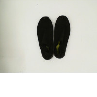 Men's black exercise shoes