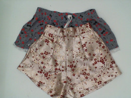 Set of 2 Women's patterned shorts Set of 2 Women's patterned shorts