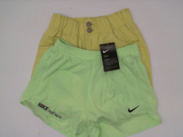 Set of 2 Women's yellow shorts