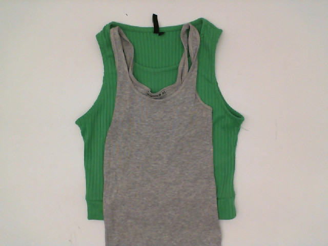Set of 2 Women's green and gray tank top Set of 2 Women's green and gray tank top