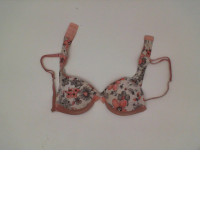 Women's pink floral bra Women's pink floral bra