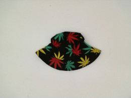 Black patterned bucket hat