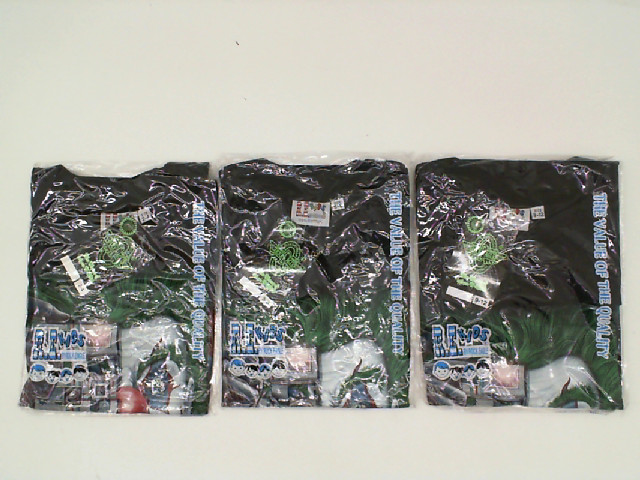 Set of 3 x CHILDREN'S ROCKEAGLE T-shirts with Joker print/size 2-4 . 5-8, 9-12 Set of 3 x CHILDREN'S ROCKEAGLE T-shirts with Joker print/size 2-4 . 5-8, 9-12