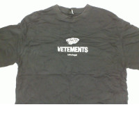 Women's black round neck shirt Women's black round neck shirt