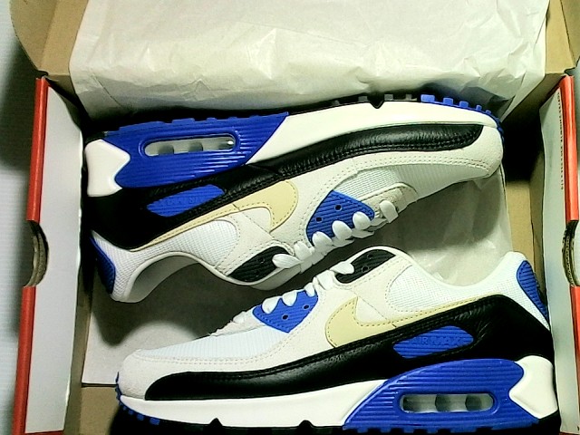 Nike sports shoes Nike sports shoes