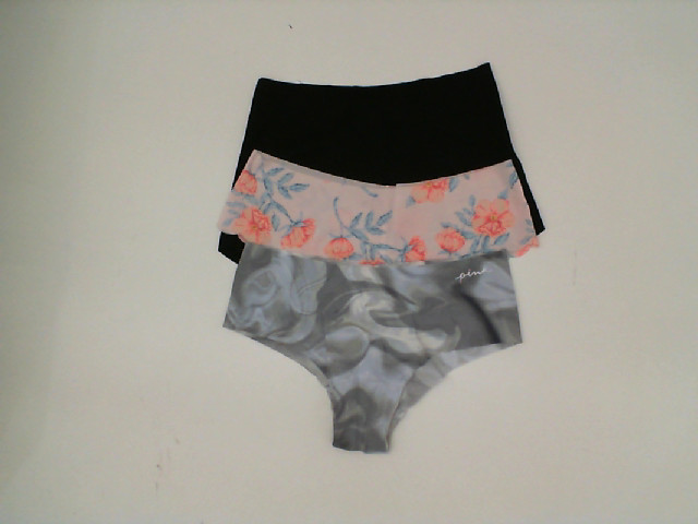 Set of 3 Women's underwear in black, cream and grey patterns Set of 3 Women's underwear in black, cream and grey patterns