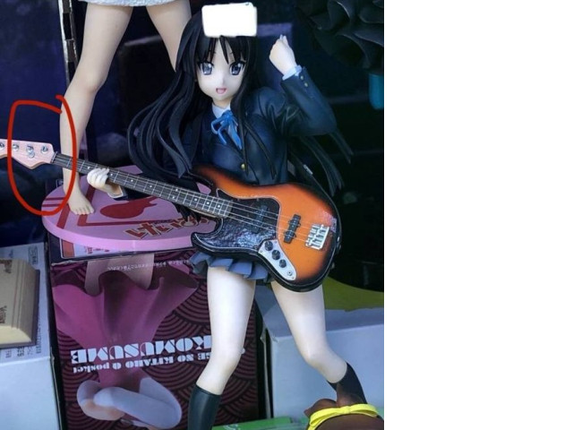 Japanese figure K-on (broken guitar) Japanese figure K-on (broken guitar)