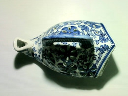 fish jug 