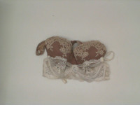 Set of 2 Women's cream and white bras