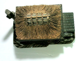 Vintage SNk Occupied japan country house