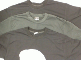 Set of 3 Black oversized round neck t-shirt with a pattern of a child wearing a sweater