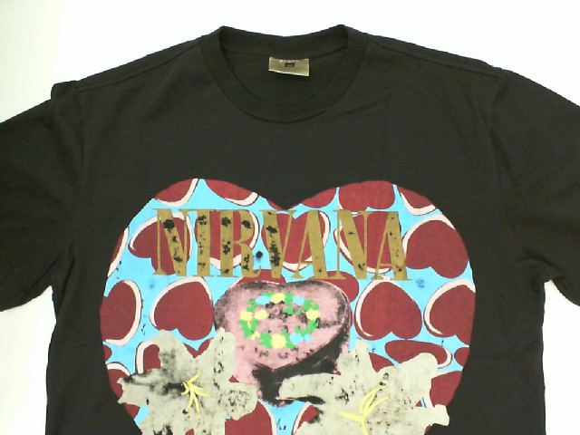 Black oversized round neck t-shirt with heart pattern Black oversized round neck t-shirt with heart pattern