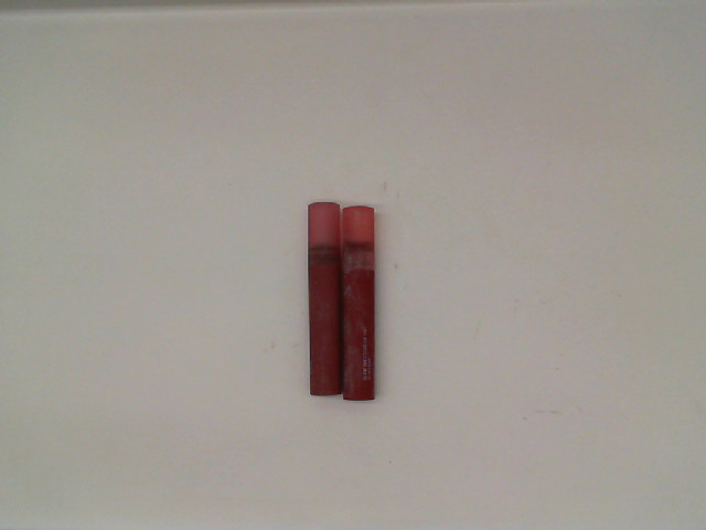 Set of 2 Red lipstick Set of 2 Red lipstick