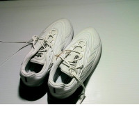 adidas OZELIA SHOES - White