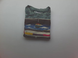 Short sleeve shirt Short sleeve shirt