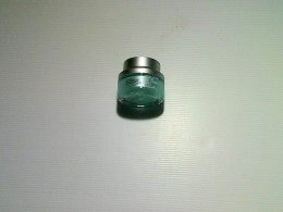 Facial skin care product collagen