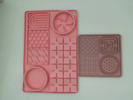 Set of 2 Dog food tad 