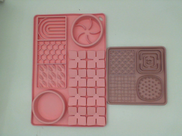 Set of 2 Dog food tad Set of 2 Dog food tad