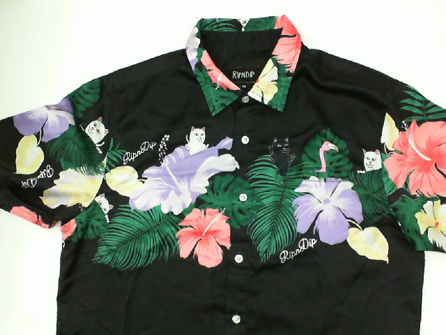 Men's short-sleeved collared shirt with floral pattern Men's short-sleeved collared shirt with floral pattern