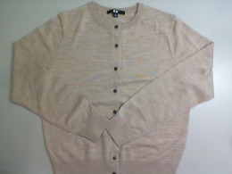 Women's jumper, long sleeve with buttons Women's jumper, long sleeve with buttons