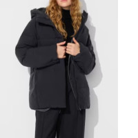 Black UNIQLO Seamless Down Short Coat