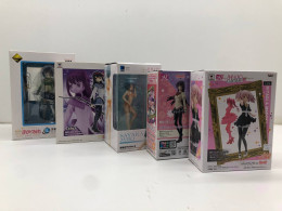BIG SALE! Set of 5 Japanese figures "Madoka"