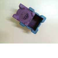 Square cube made of wood, with lid