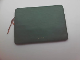 Best Cases for MacBook Air and MacBook Pro