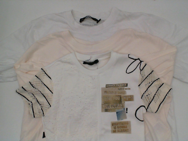 Set of 3 White short sleeve round neck t-shirt Set of 3 White short sleeve round neck t-shirt