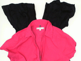 Set of 2 Women's fashion tops in pink and blue Set of 2 Women's fashion tops in pink and blue