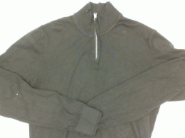 Black sweater Size S