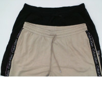Set of 2 Black and cream sweat shorts