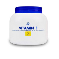 AR Vitamin E Moisturizing Cream – 200ml