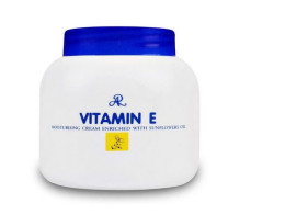 AR Vitamin E Moisturizing Cream – 200ml