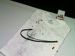 The Nike Tee T- shirt For Man The Nike Tee T- shirt For Man