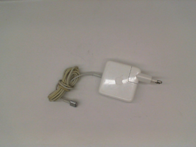 Macbook charger cable Macbook charger cable