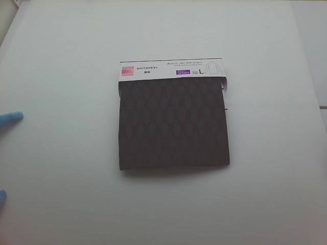 HEATTECH Turtleneck Long Sleeve T-Shirt HEATTECH Turtleneck Long Sleeve T-Shirt