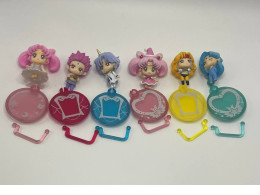Set of 6 Sailor Moon mini-figures Set of 6 Sailor Moon mini-figures