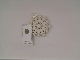 Snow pattern coaster 