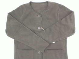  Women's green round neck sweater