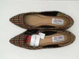 Green plaid women's shoes