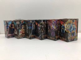 BIG SALE! Set of 6 Japanese small figures ONE PIECE collection