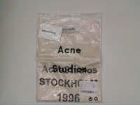 White round neck t-shirt Szie  M