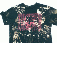 Black round neck t-shirt with orange pattern Size M